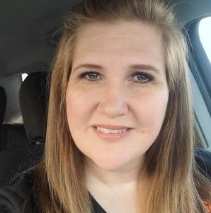 Meet your Posher, Katrina